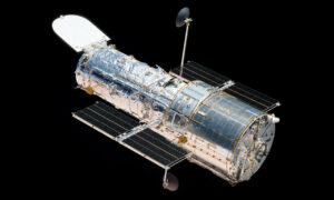 Read more about the article Texas Astronomer Uses His 25-year-old Hubble Data to Confirm Planet Proxima Centauri c