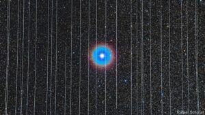 Read more about the article Vast satellite constellations are alarming astronomers